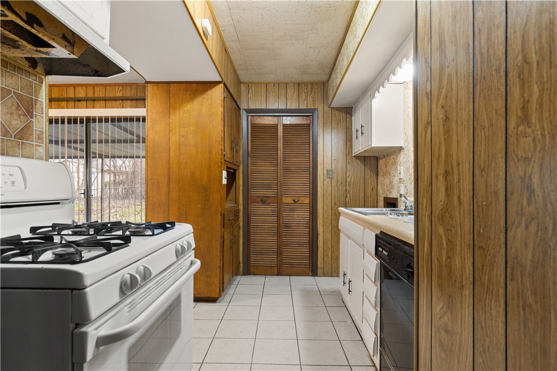 3905 Sherry Lane, Waco, Texas image 25
