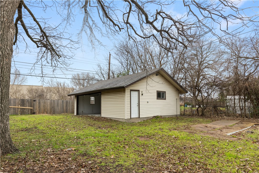 3905 Sherry Lane, Waco, Texas image 6