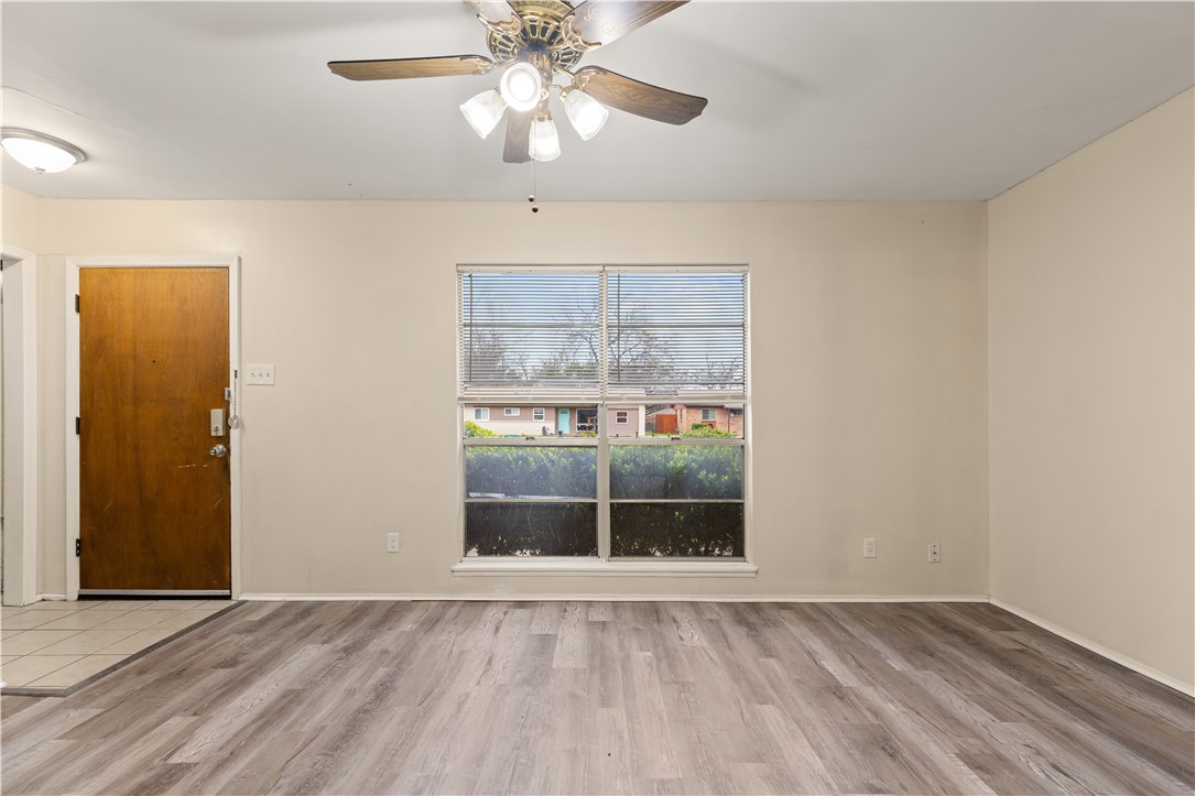 3905 Sherry Lane, Waco, Texas image 32