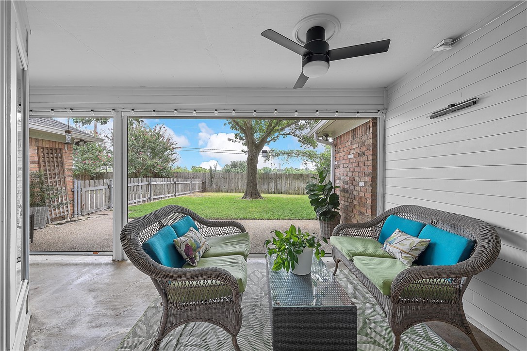 10022 Sandalwood Drive, Woodway, Texas image 34