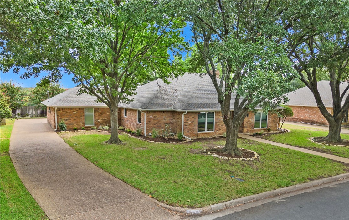 10022 Sandalwood Drive, Woodway, Texas image 42