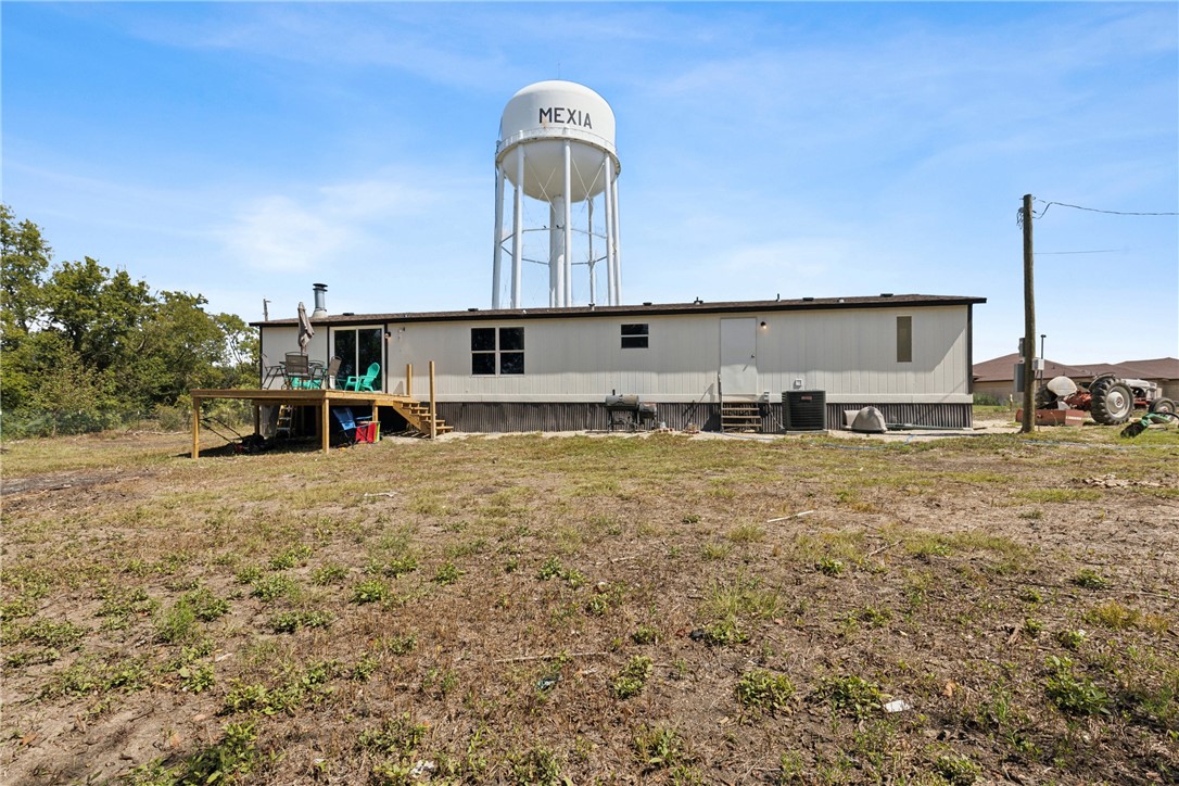 713 N Bonham Street, Mexia, Texas image 25