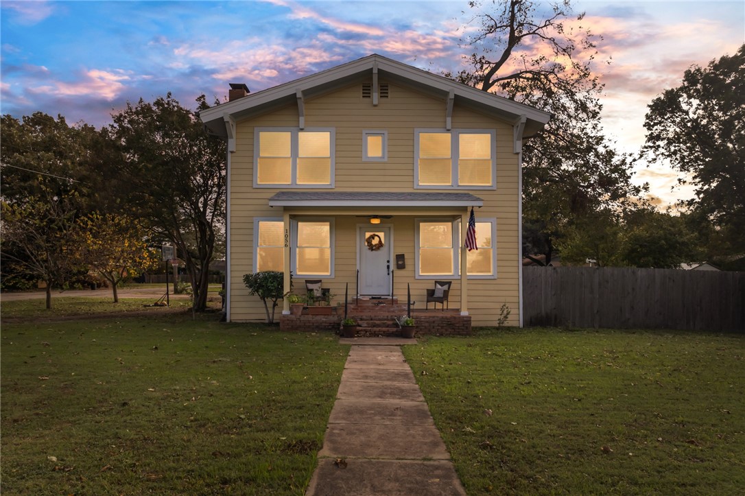 1056 Park Drive, Hillsboro, Texas image 1