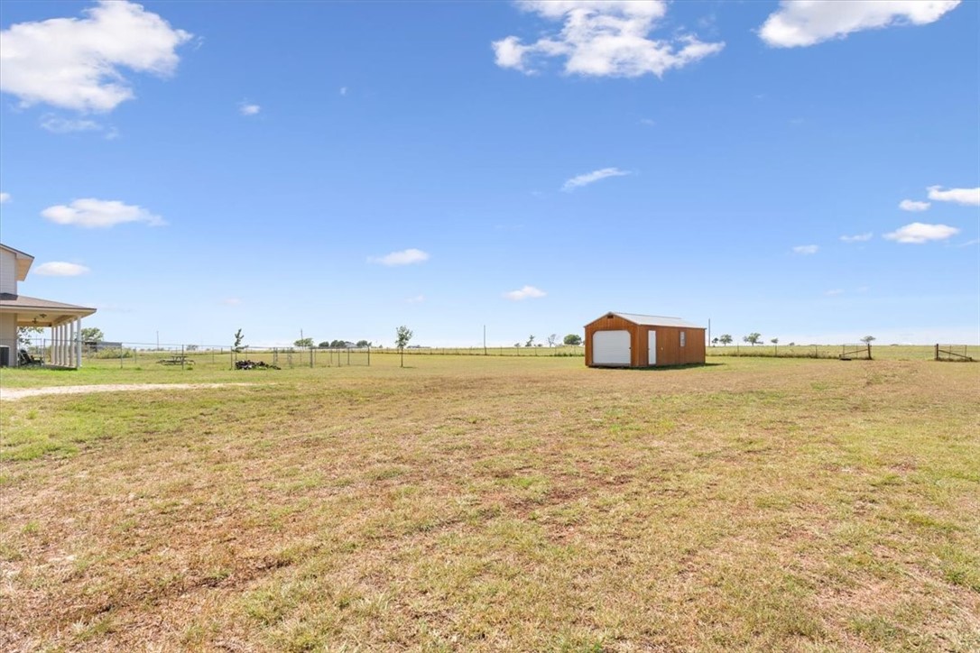 1374 Pleasant Run Road, Crawford, Texas image 43