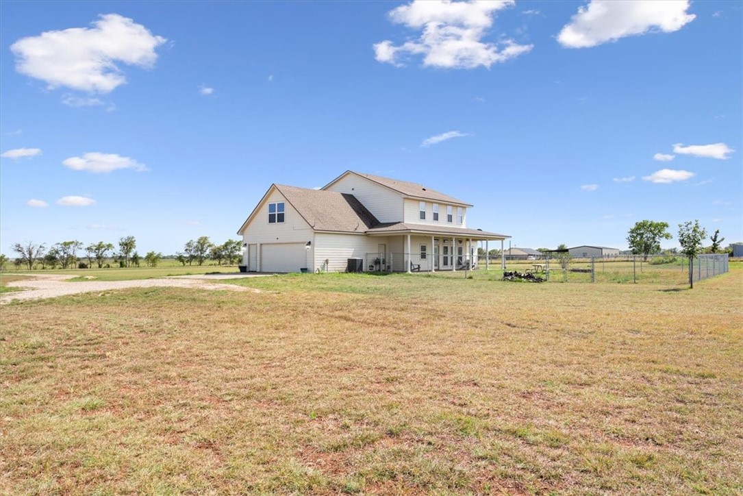 1374 Pleasant Run Road, Crawford, Texas image 42