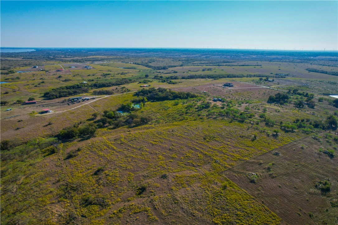 UNK Hcr 3322 Loop, Hubbard, Texas image 17