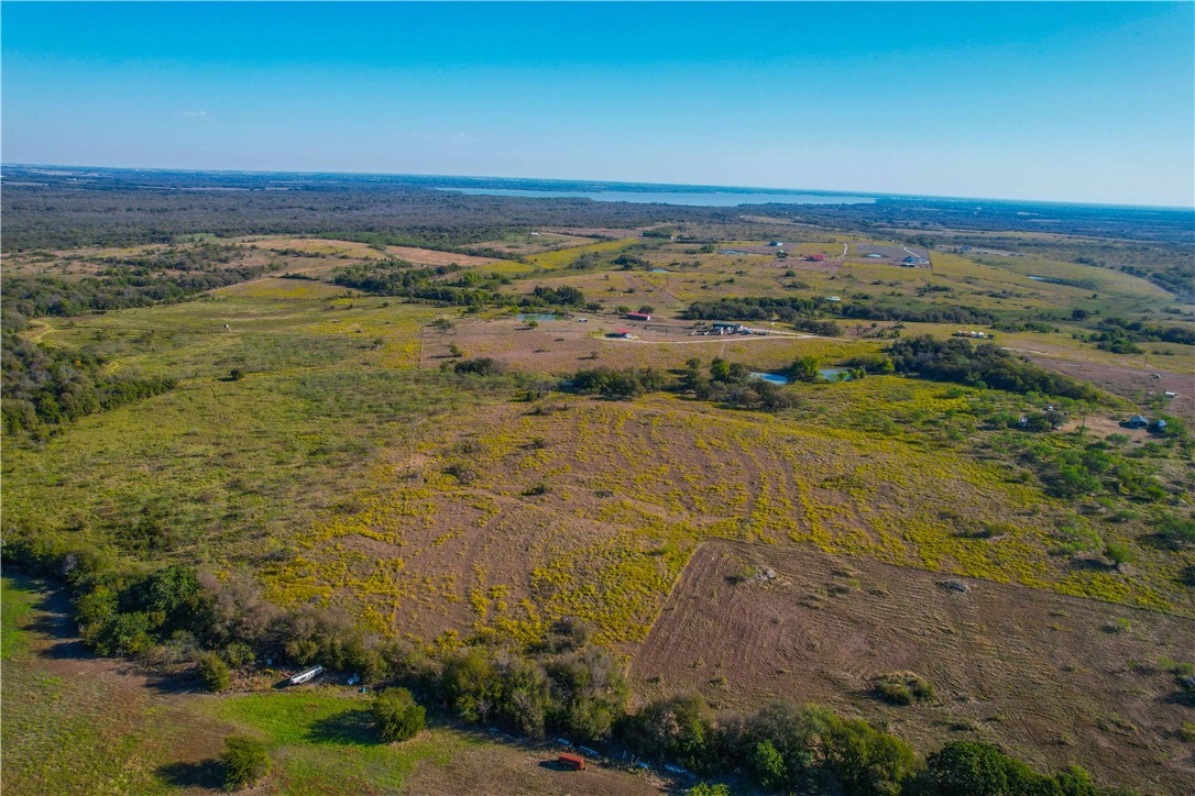 UNK Hcr 3322 Loop, Hubbard, Texas image 28