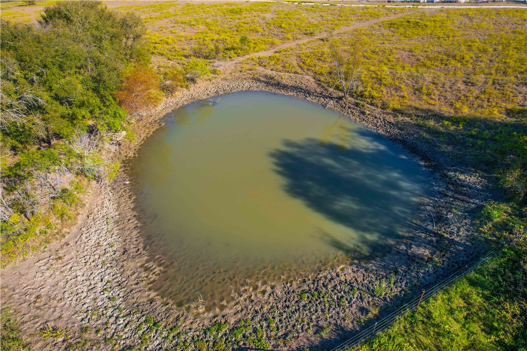 UNK Hcr 3322 Loop, Hubbard, Texas image 9