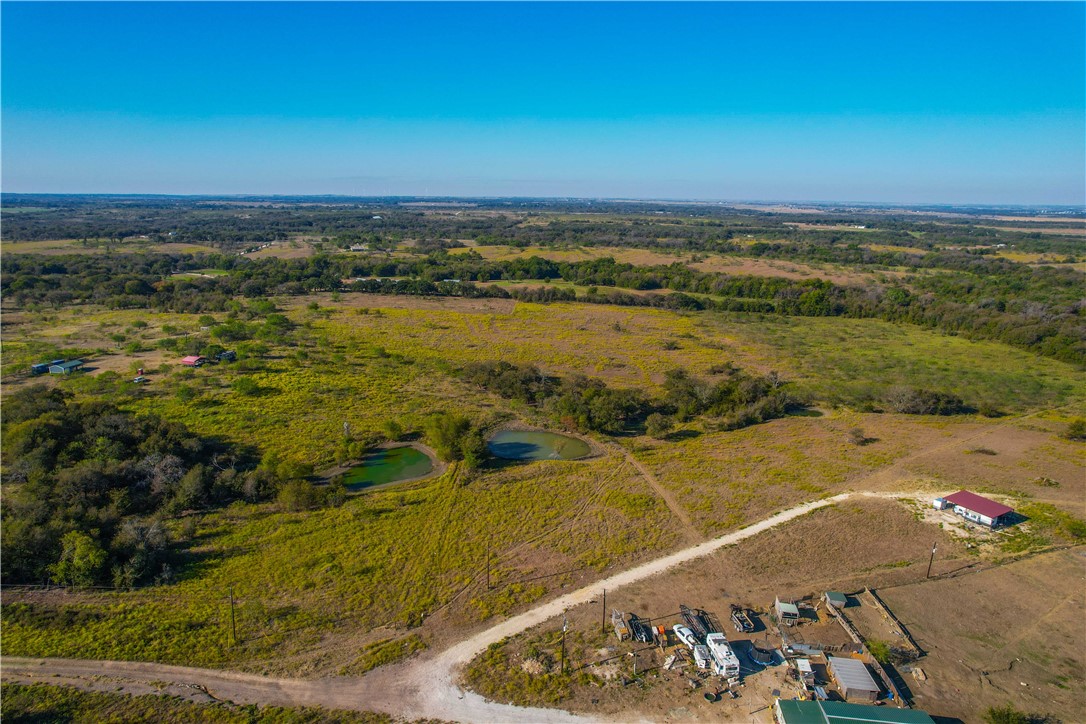 UNK Hcr 3322 Loop, Hubbard, Texas image 3