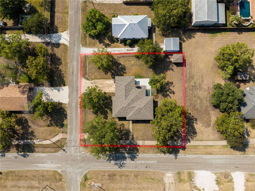 420 W 4th Street, Crawford, Texas image 34