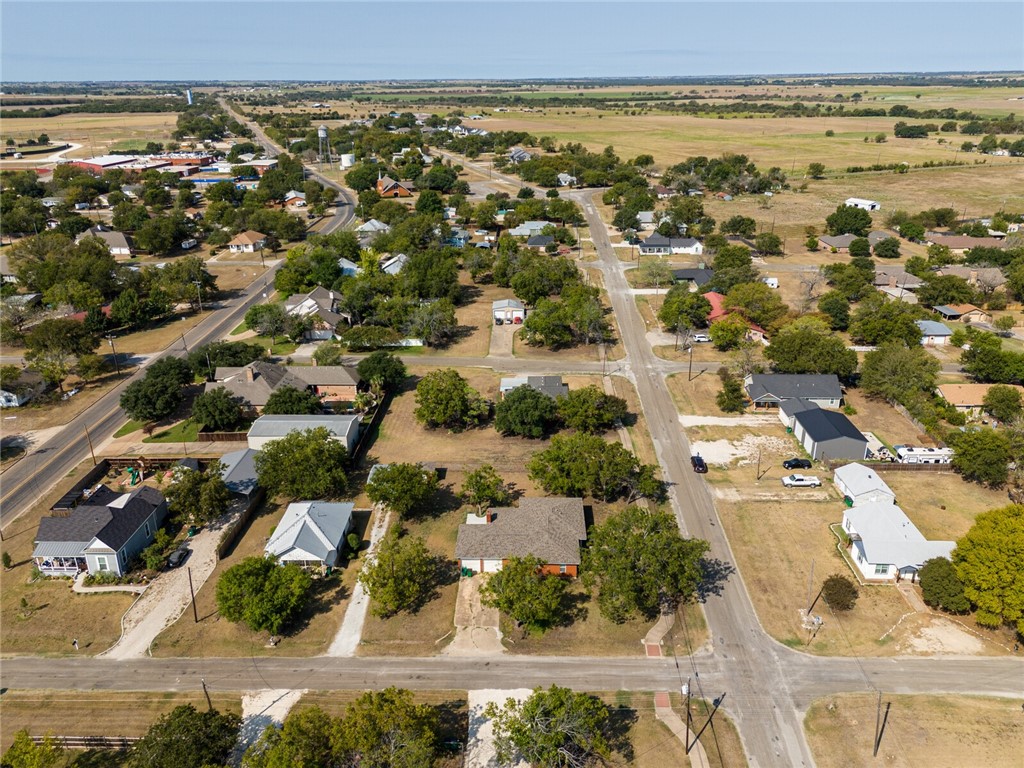 420 W 4th Street, Crawford, Texas image 39