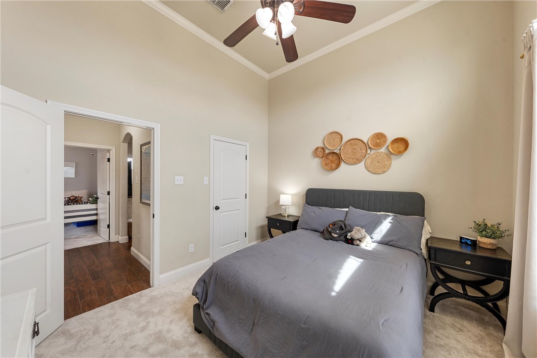 117 Hollygrove Drive, Hewitt, Texas image 31