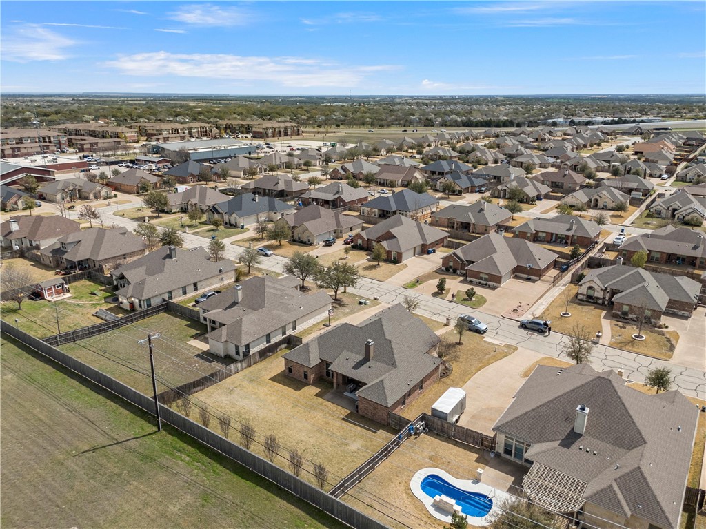 117 Hollygrove Drive, Hewitt, Texas image 40