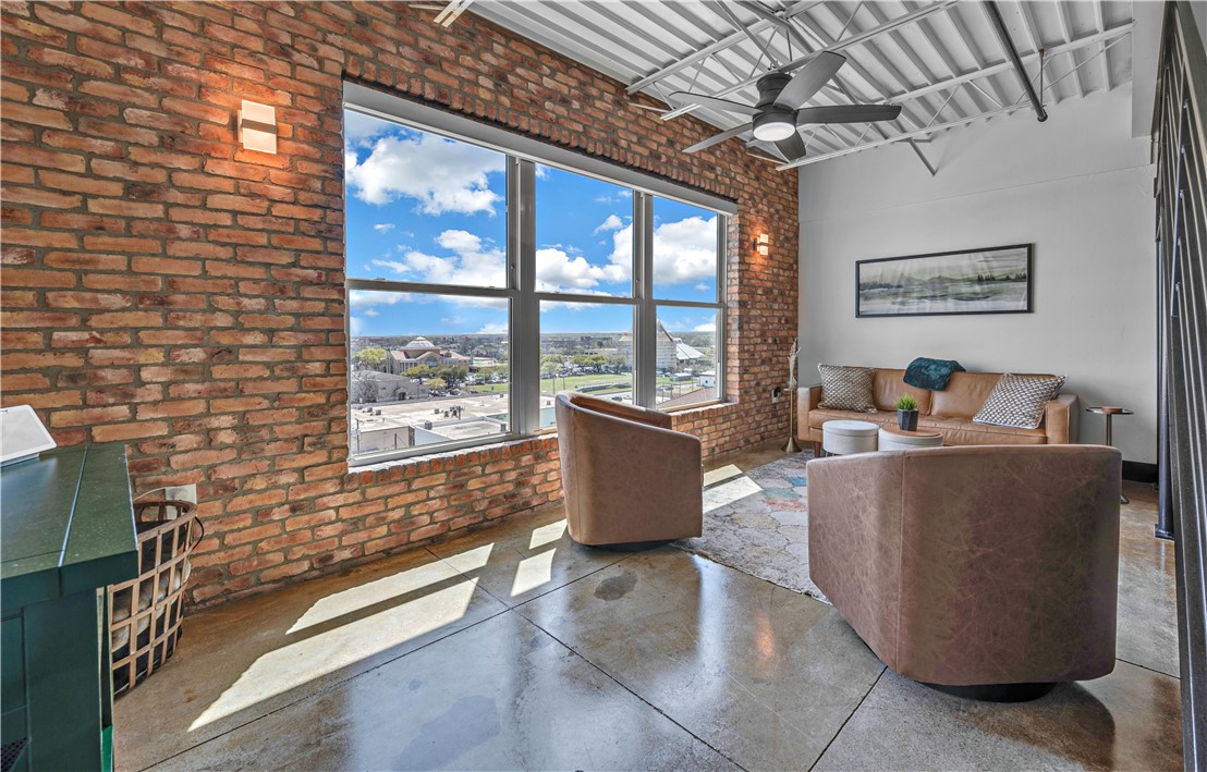219 S 4th Street #602, Waco, Texas image 8