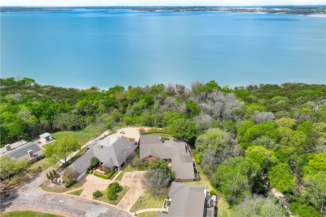 3709 Windmill Hill Street, Waco, Texas image 2