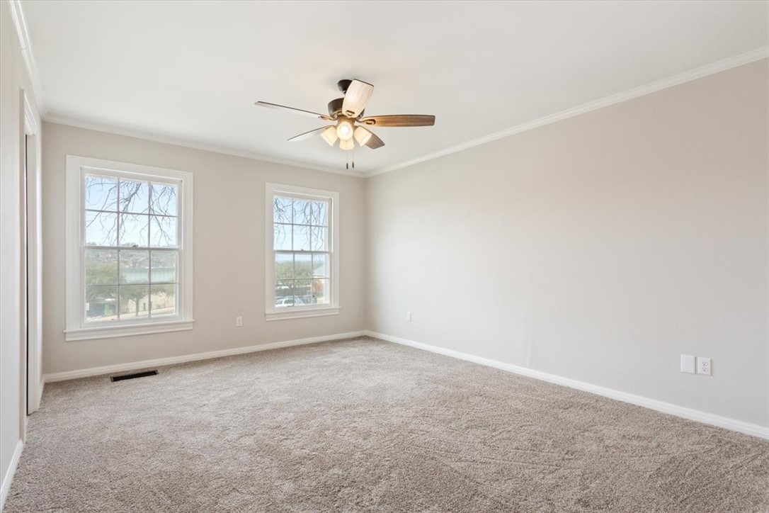 915 Estates Drive, Woodway, Texas image 30