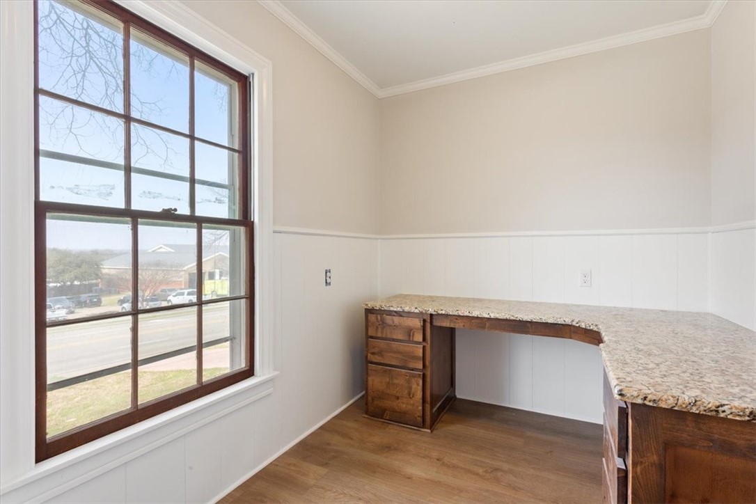 915 Estates Drive, Woodway, Texas image 34