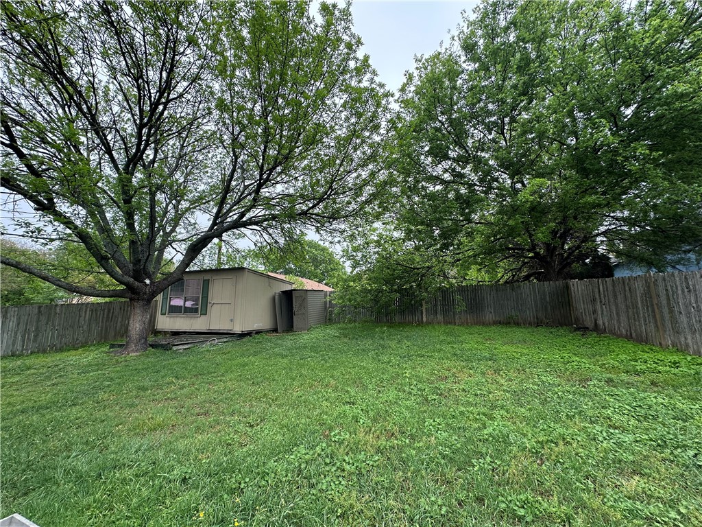 1900 Real Drive, Waco, Texas image 23