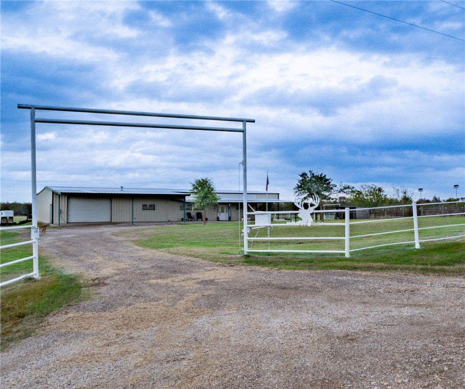 303 Lcr 626, Groesbeck, Texas image 43