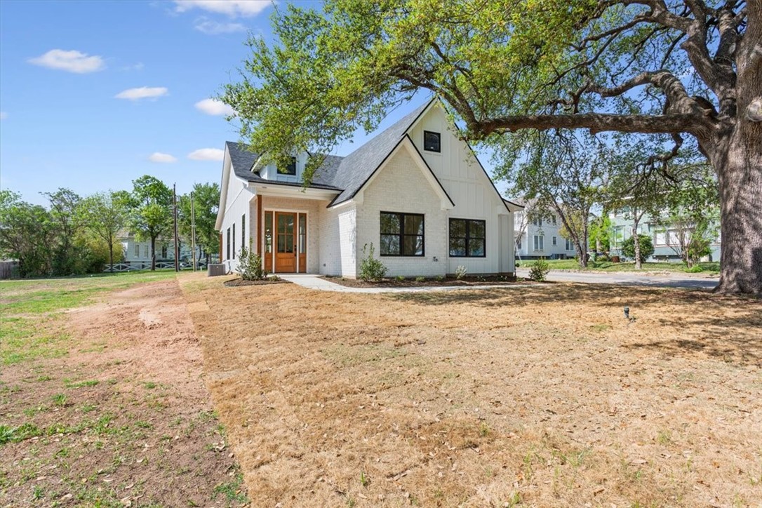 1901 Sanger Avenue, Waco, Texas image 4