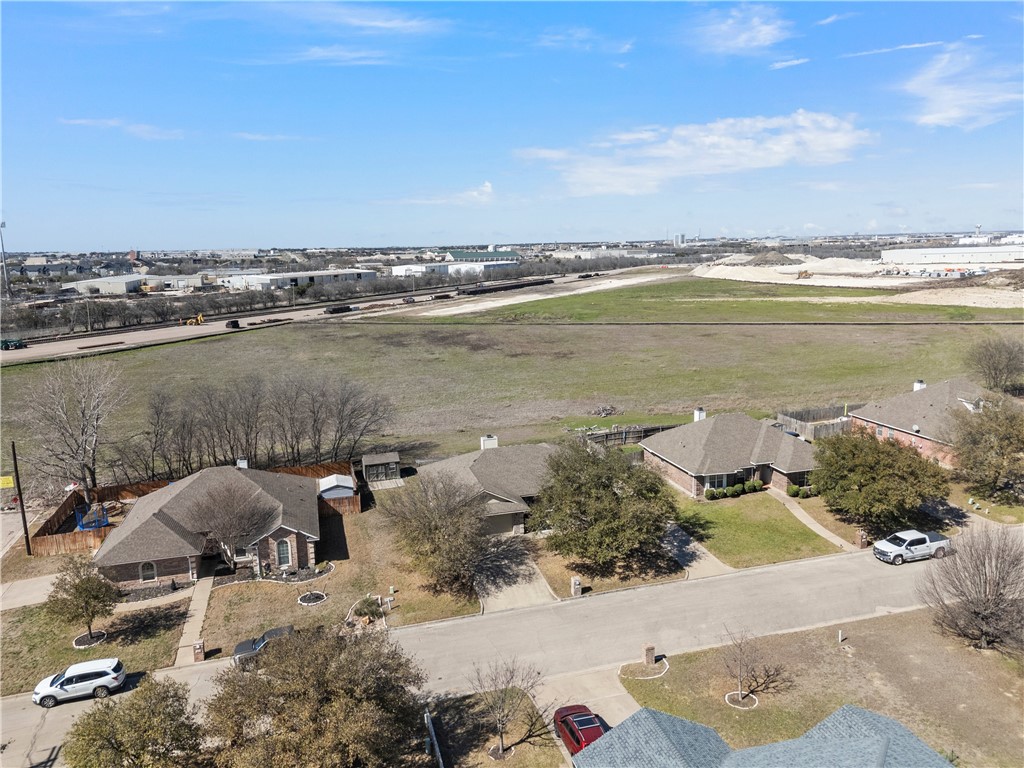 204 Topaz Circle, Hewitt, Texas image 22