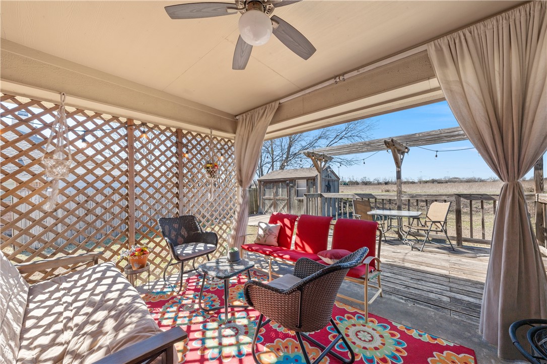 204 Topaz Circle, Hewitt, Texas image 18