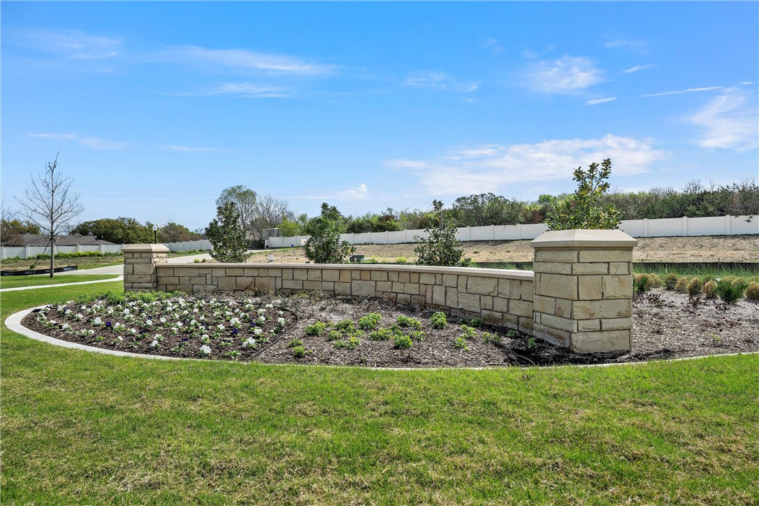 53 Turnberry Circle, Woodway, Texas image 6