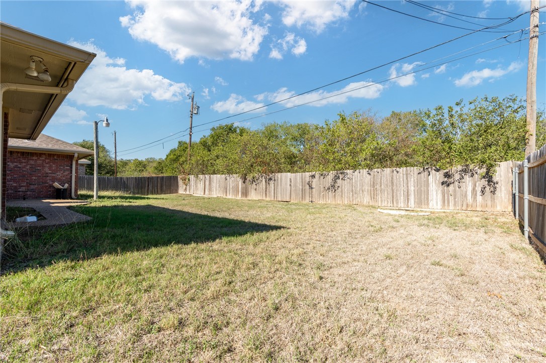 900 Chapel View Drive, Woodway, Texas image 30