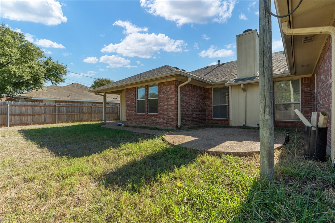 900 Chapel View Drive, Woodway, Texas image 32