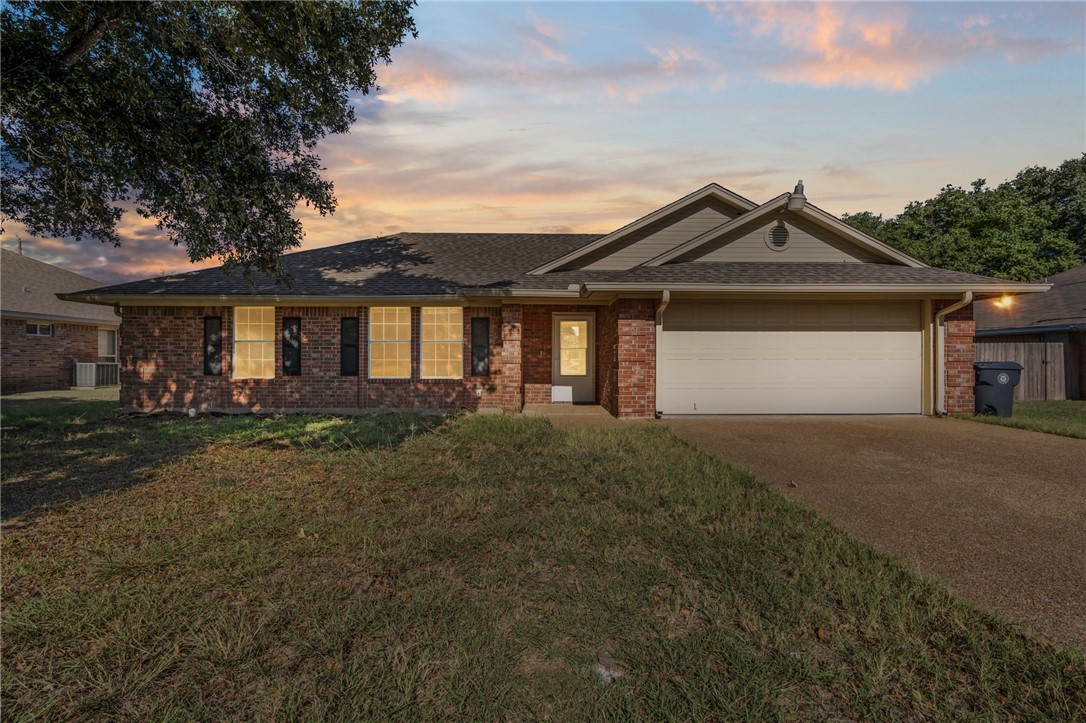 900 Chapel View Drive, Woodway, Texas image 40