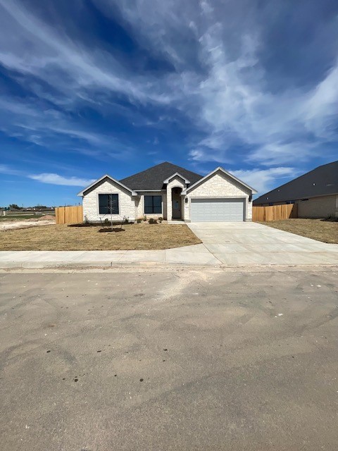 1304 Promised Land Road, Hewitt, Texas image 1