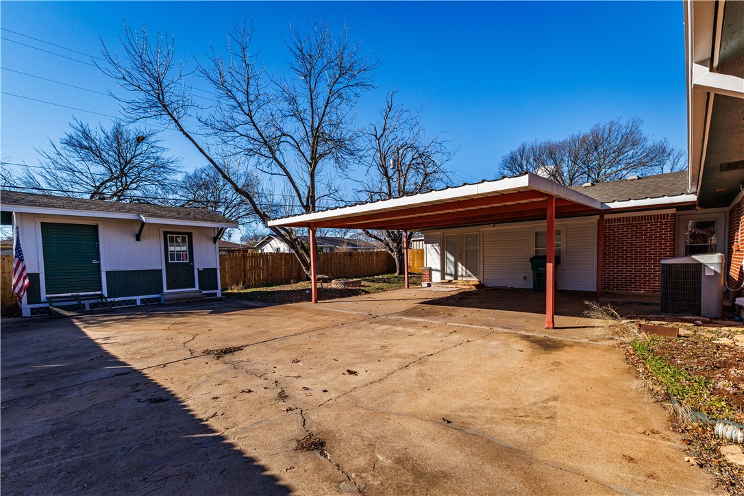 1312 W 3rd Street, McGregor, Texas image 34