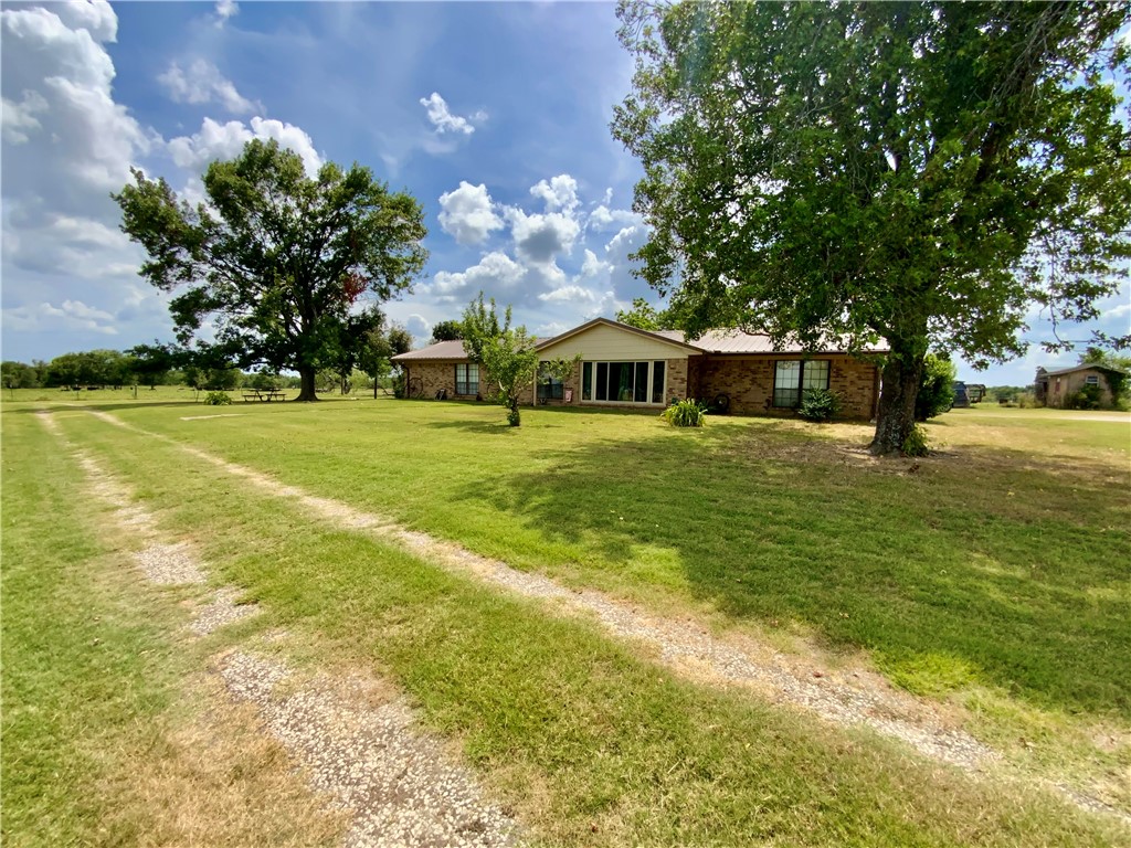 2247 Lcr 654, Thornton, Texas image 3