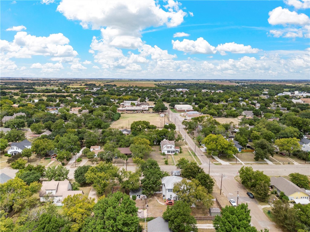 900 W 6th Street, McGregor, Texas image 42