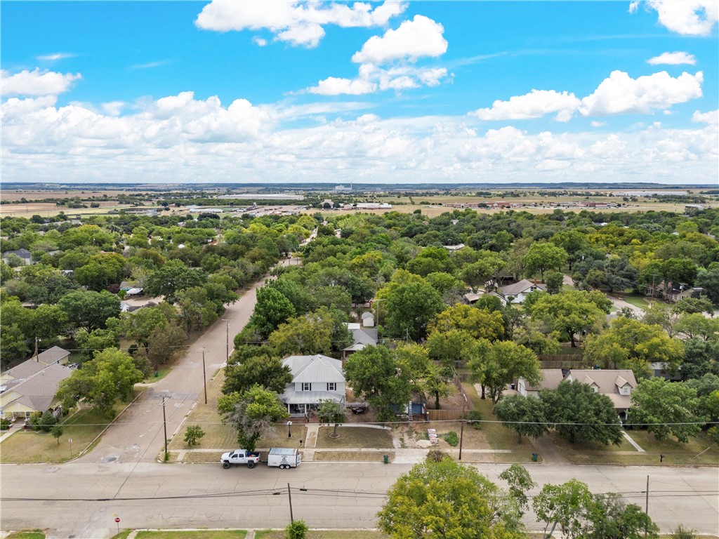 900 W 6th Street, McGregor, Texas image 39