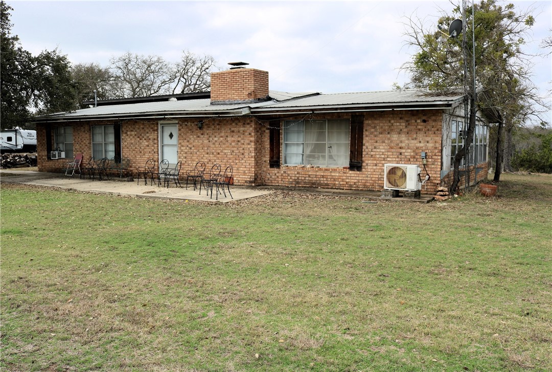 8520 Brewer Lane, Salado, Texas image 5