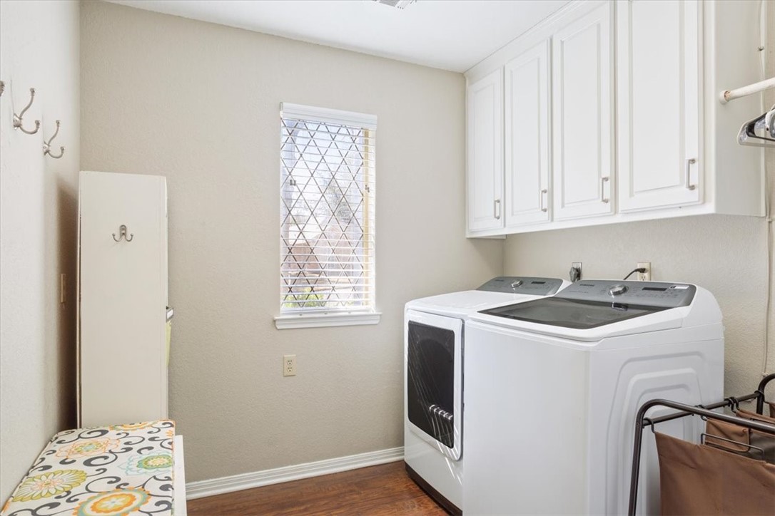 11001 Westwood Drive, Woodway, Texas image 31