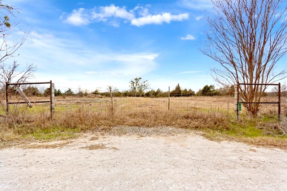 163 Hcr 3326 Road, Hubbard, Texas image 9