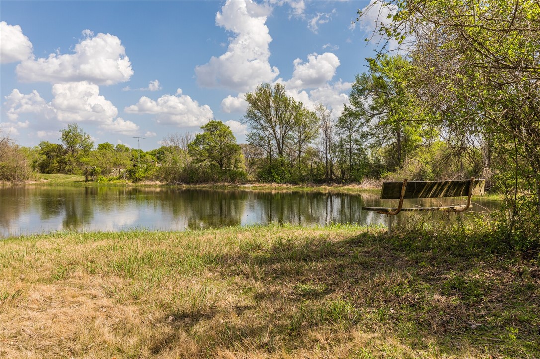 298 Remington Circle, Moody, Texas image 1