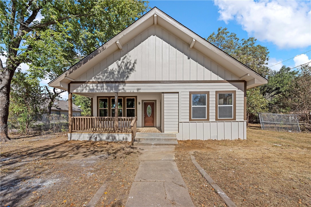 707 Coleman Street, Marlin, Texas image 1