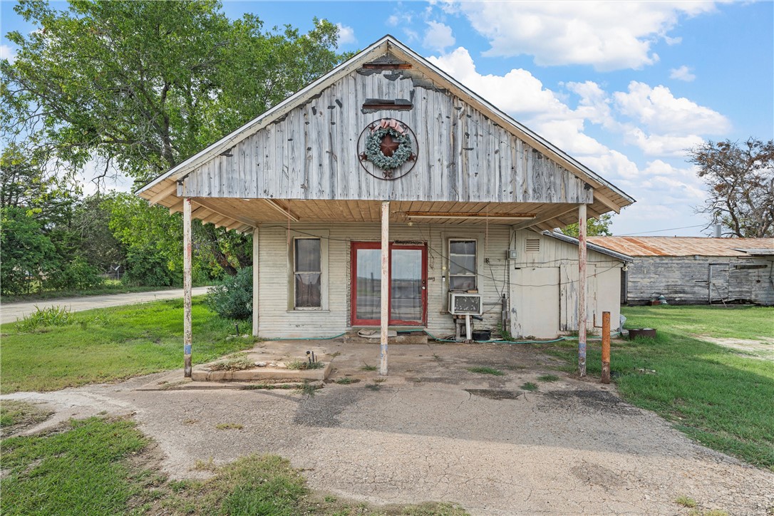 1476 Fm 219, Clifton, Texas image 3