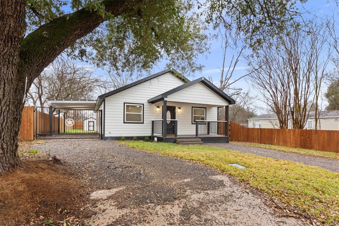 504 E Bowie, Mexia, Texas image 3