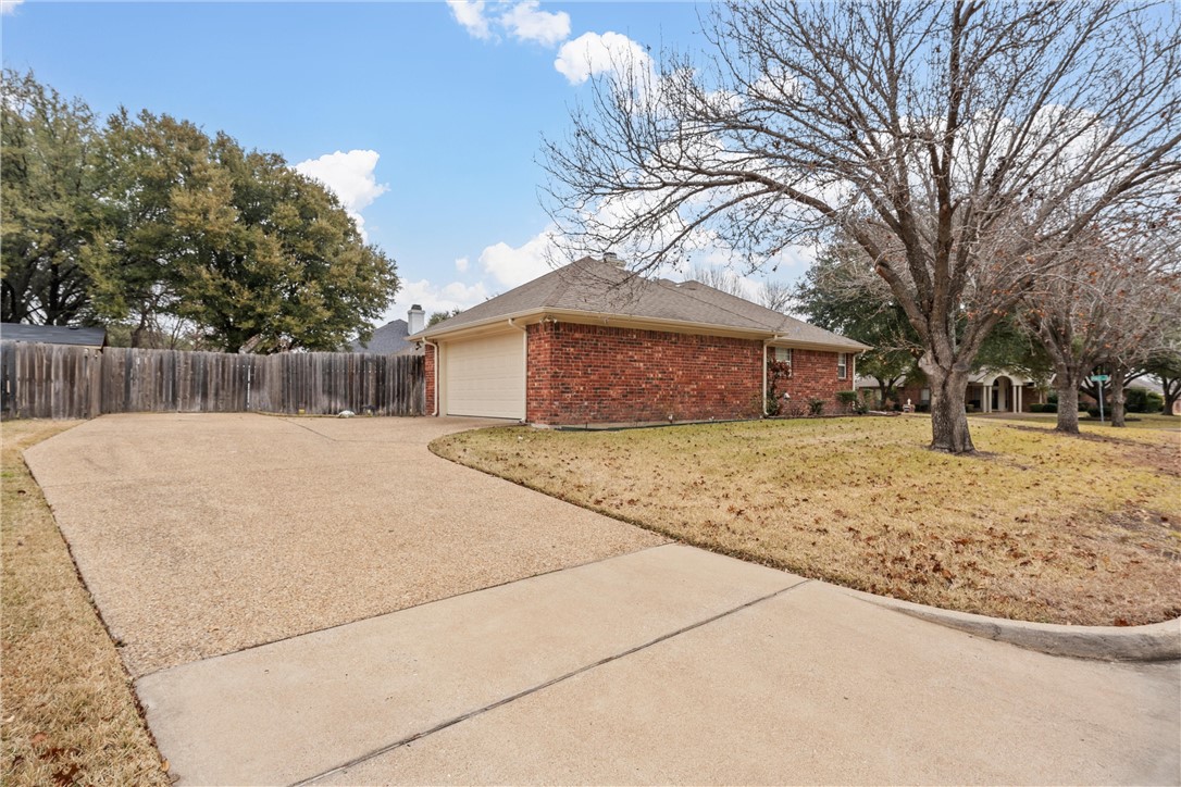 9108 Aspen Drive, Woodway, Texas image 21