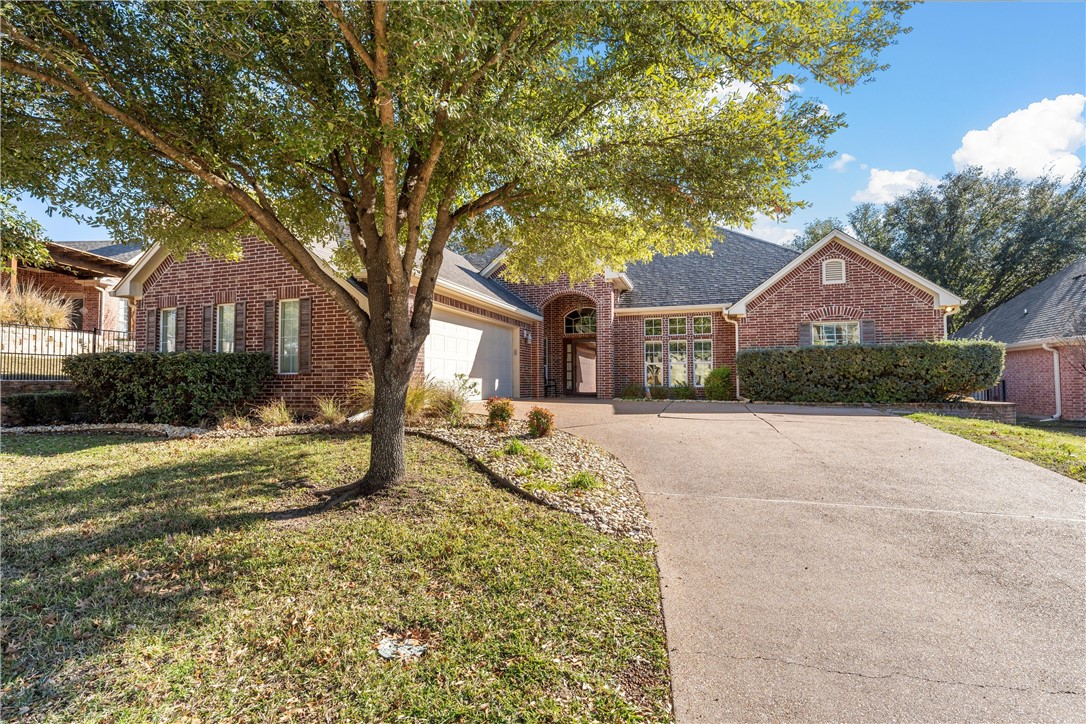 15000 Badger Ranch Boulevard, Woodway, Texas image 2