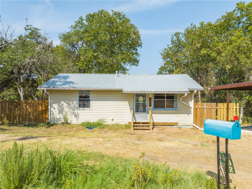 162 Live Oak Loop, Whitney, Texas image 1