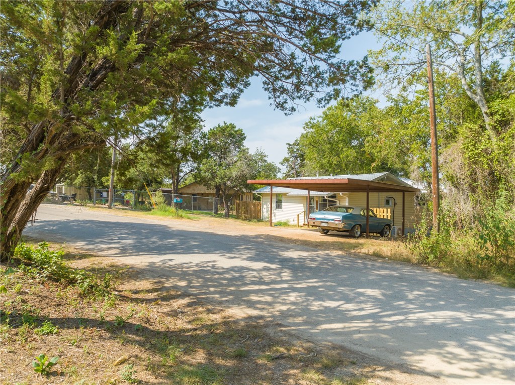 162 Live Oak Loop, Whitney, Texas image 2