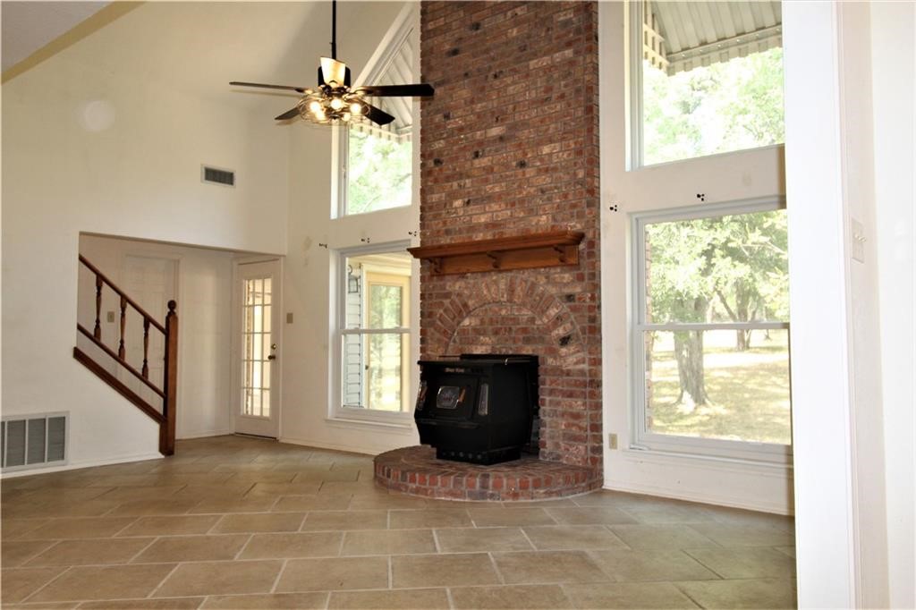 1003 Bend Of The Bosque Road, China Spring, Texas image 17