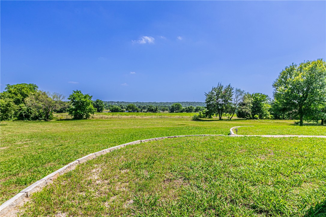 1849 N Old Bruceville Road, Moody, Texas image 11