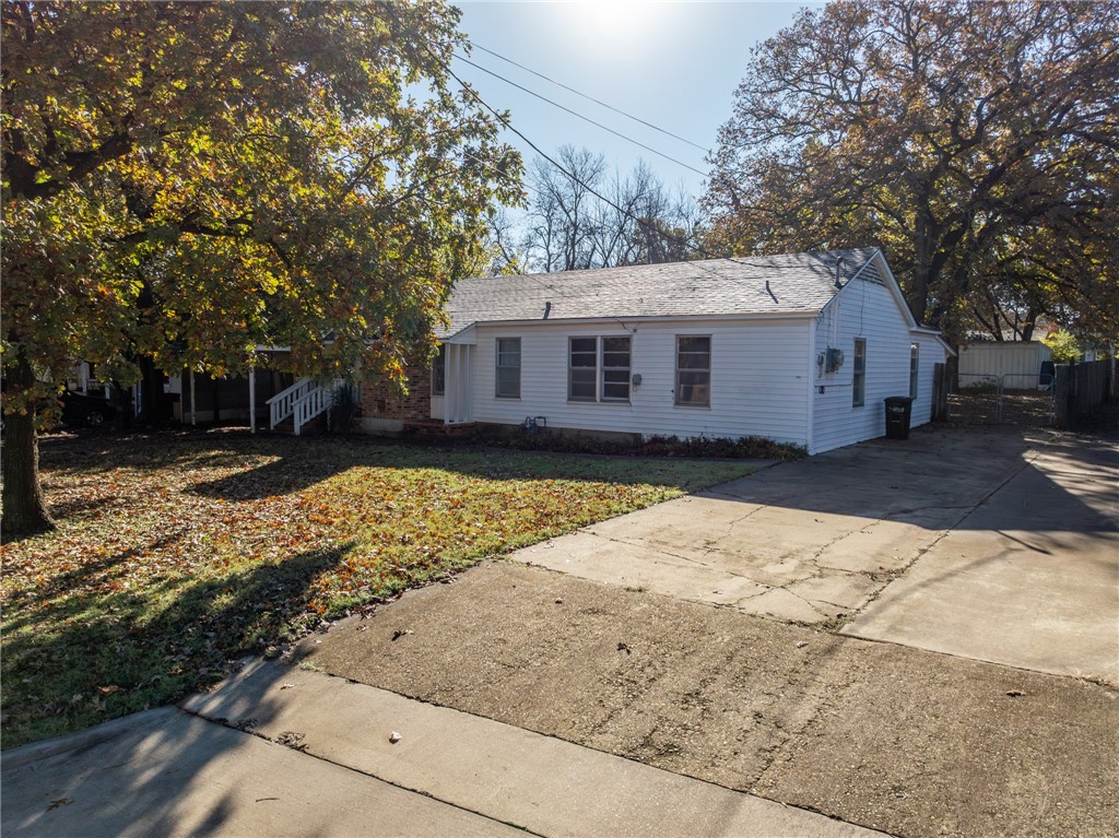 1112 E Elm Street, Hillsboro, Texas image 31