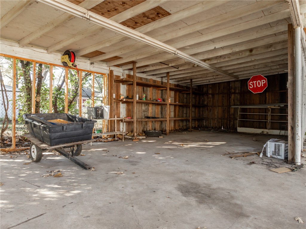1112 E Elm Street, Hillsboro, Texas image 39